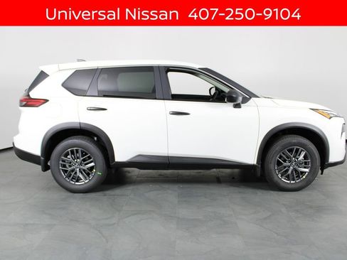 New 2026 Nissan Rogue S image 11