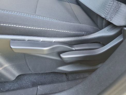 New 2026 Chevrolet Equinox EV LT image 20