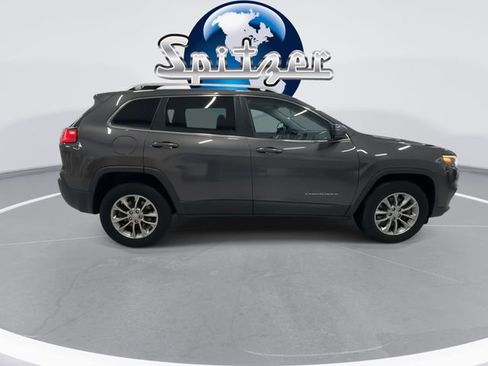 Used 2020 Jeep Cherokee Latitude Plus w/ Cold Weather Group image 10