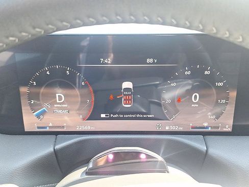Used 2025 Nissan Armada SL AWD/4WD image 14
