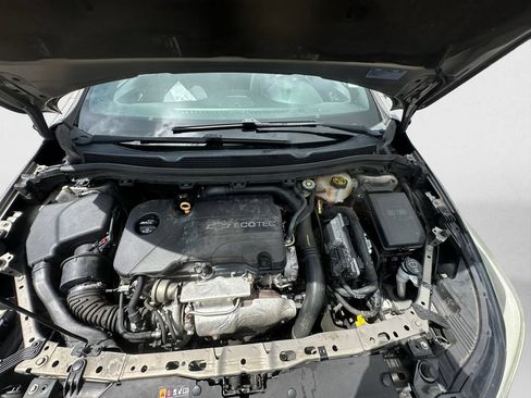 Used 2017 Chevrolet Cruze Premier FWD image 13