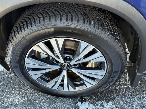 Certified 2023 Nissan Rogue SV image 24