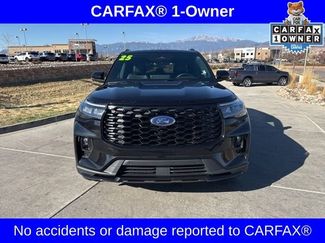 Used 2025 Ford Explorer ST-Line w/ ST-Line Street Pack video 2