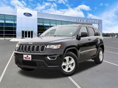 Used 2017 Jeep Grand Cherokee Laredo w/ Quick Order Package 2BE