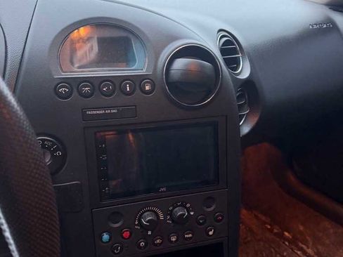 Used 2006 Pontiac Grand Prix w/ Premium Package image 19