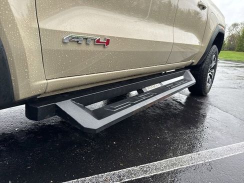 Used 2023 GMC Canyon AT4 w/ LPO, Off Road Lift Package AWD/4WD image 32