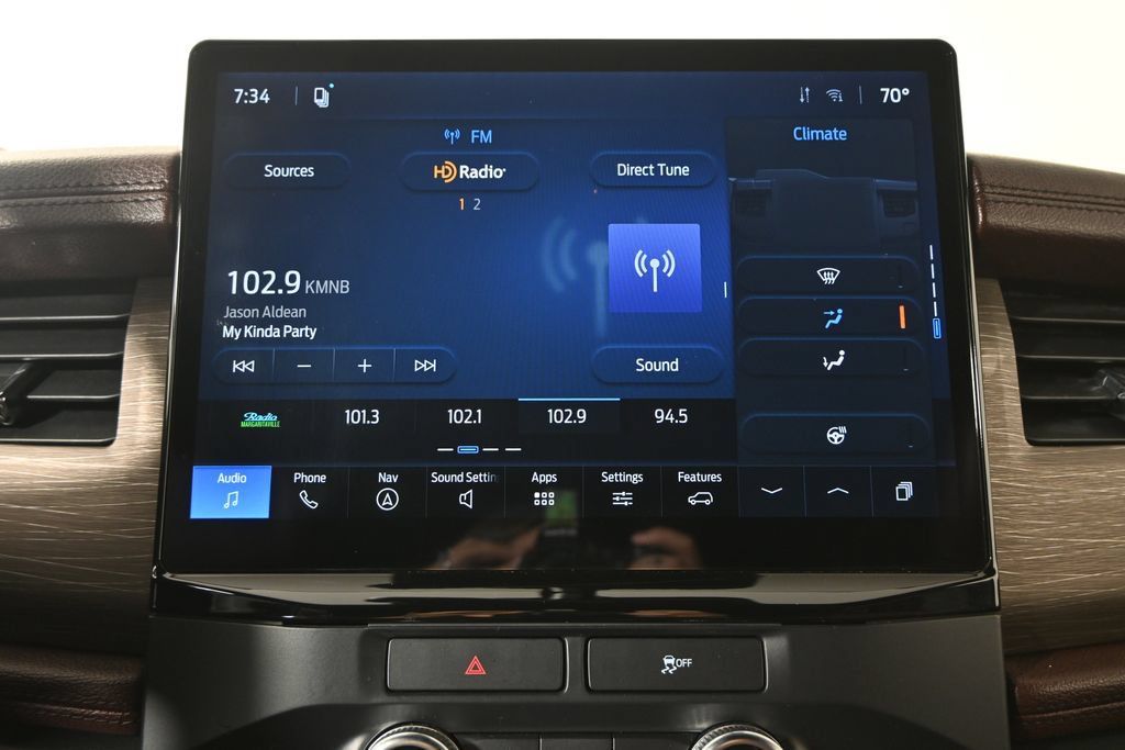 Used 2022 Ford Expedition Max Limited AWD/4WD image 28
