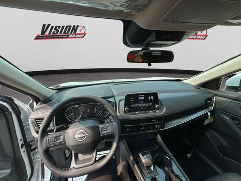 New 2026 Nissan Rogue SV image 24