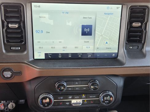 Used 2024 Ford Bronco Outer Banks AWD/4WD image 16