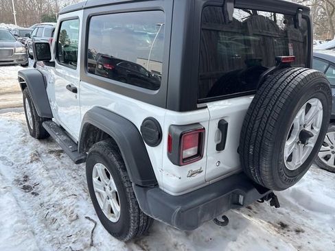 Used 2018 Jeep Wrangler Sport image 5