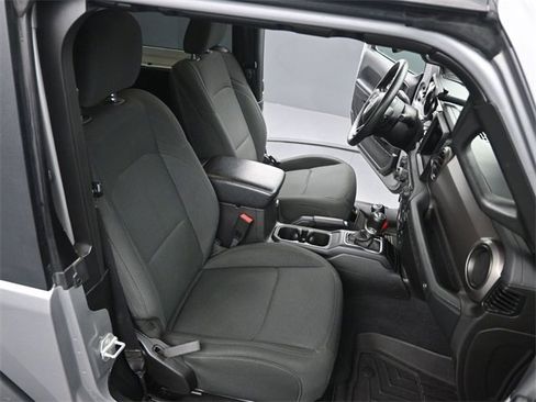 Used 2020 Jeep Wrangler Sport image 16