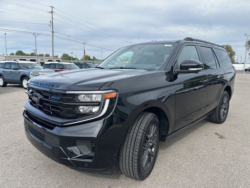 New 2025 Ford Expedition Platinum w/ Stealth Performance Package image 33