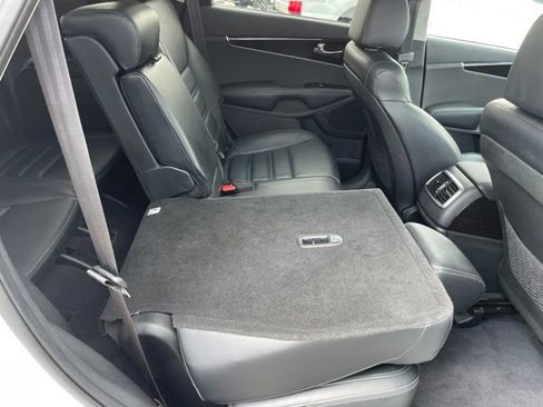 Used 2020 Kia Sorento EX FWD image 54