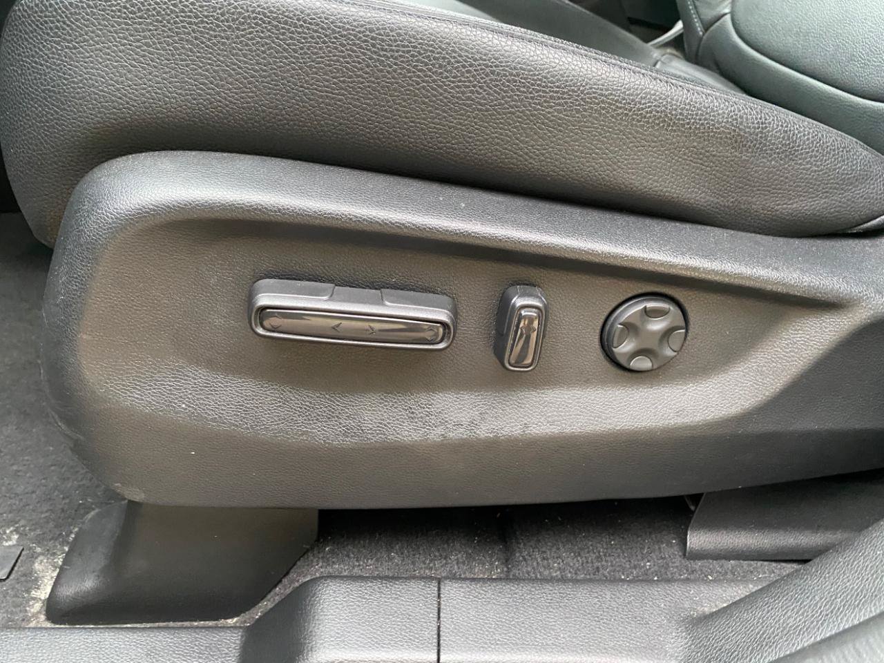 Used 2025 Honda Odyssey EX-L image 32