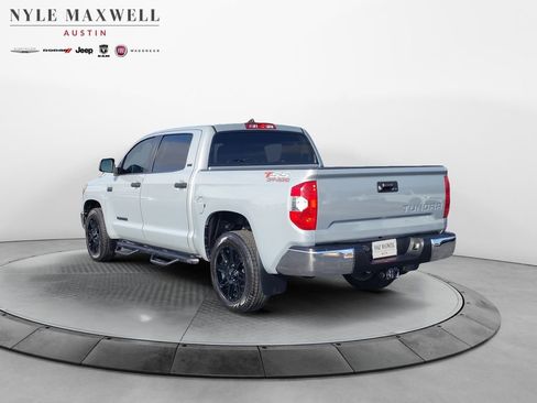 Used 2020 Toyota Tundra SR5 w/ SR5 Upgrade Package image 13