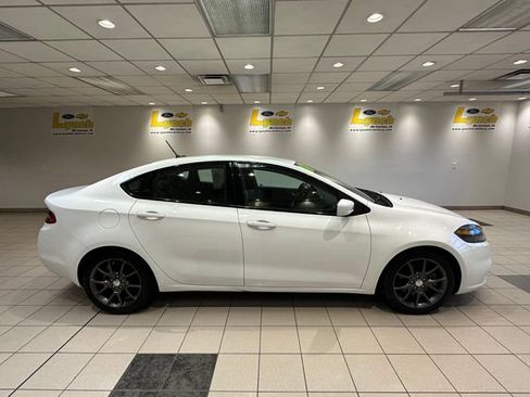 Used 2016 Dodge Dart SE w/ Convenience Group image 3