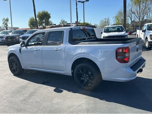 New 2026 Ford Maverick Lobo image 4