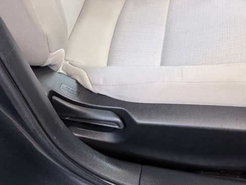 Used 2022 Honda Civic LX image 30