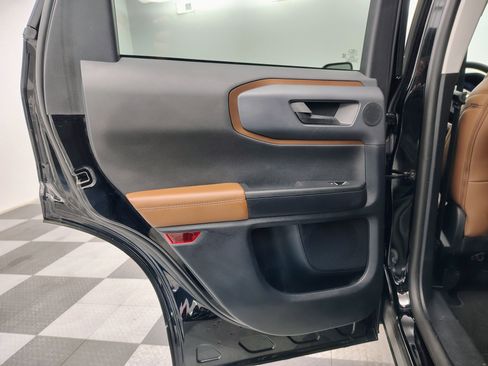 Used 2024 Ford Bronco Sport Outer Banks w/ Tech Package image 25