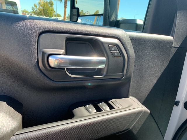 New 2026 GMC Sierra 3500 Pro AWD/4WD image 17