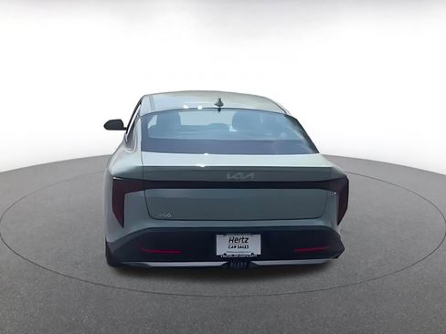 Used 2025 Kia K4 LXS image 11