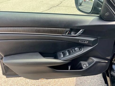 Used 2020 Honda Accord EX-L image 27