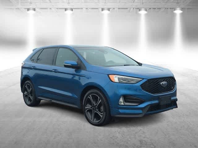 Used 2019 Ford Edge ST w/ Equipment Group 401A AWD/4WD image 2