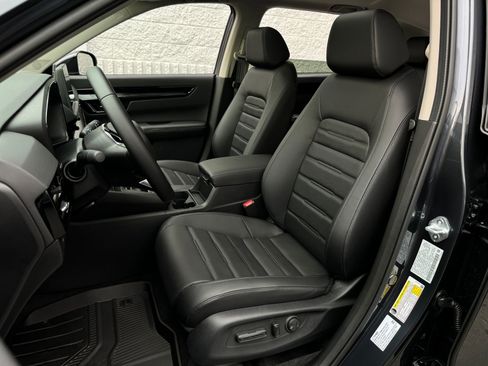 New 2026 Honda CR-V EX image 9