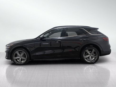 Used 2024 Genesis GV70 3.5T Sport w/ Sport Advanced Package AWD/4WD image 3