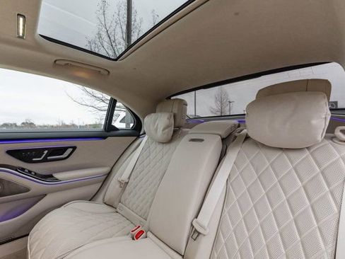 Certified 2025 Mercedes-Benz S 580 4MATIC Sedan image 23