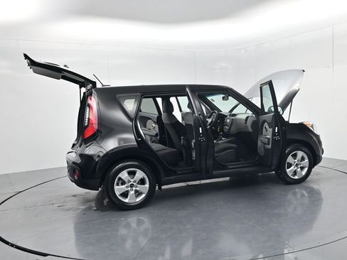 Used 2019 Kia Soul image 59