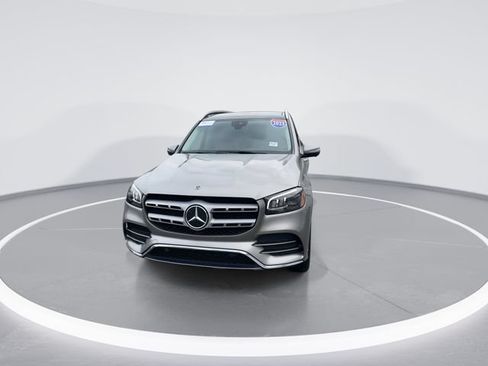 Used 2023 Mercedes-Benz GLS 450 4MATIC image 2