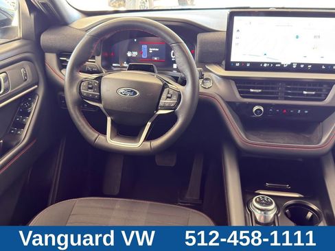 Used 2025 Ford Explorer ST-Line w/ ST-Line Street Pack AWD/4WD image 29
