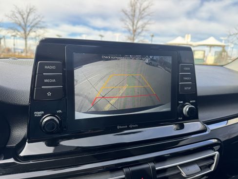 Used 2021 Kia Seltos EX image 25