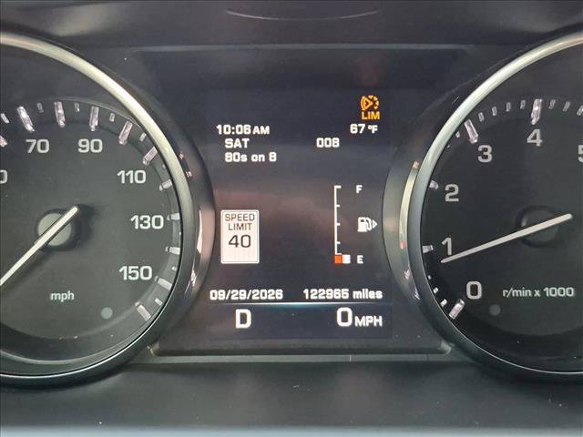 Used 2016 Land Rover Discovery Sport HSE AWD/4WD image 10