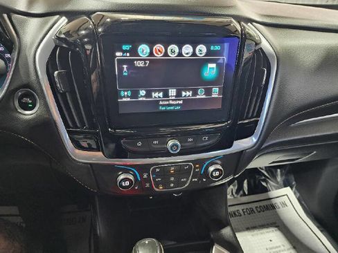 Used 2019 Chevrolet Traverse RS FWD image 16