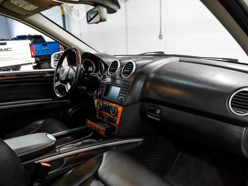 Used 2011 Mercedes-Benz ML 350 4MATIC image 19