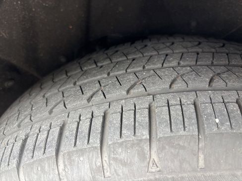 Used 2021 Subaru Outback Limited w/ Popular Package #2 image 2