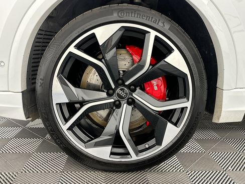 Used 2022 Audi RS Q8 w/ Carbon Optic Package image 35