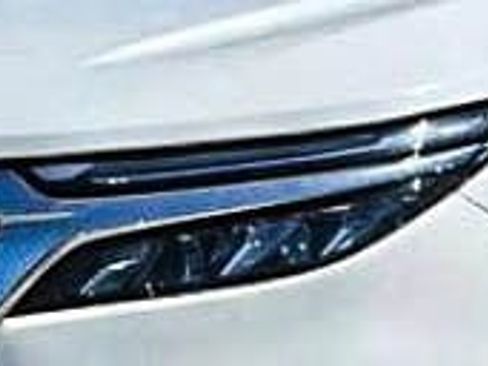 Certified 2024 Chevrolet Equinox LT FWD image 24