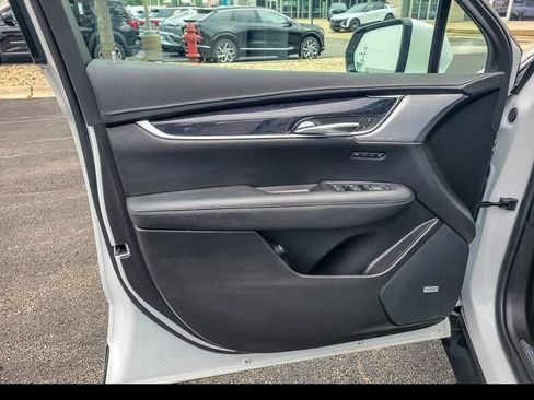 Certified 2023 Cadillac XT5 Premium Luxury AWD/4WD image 21