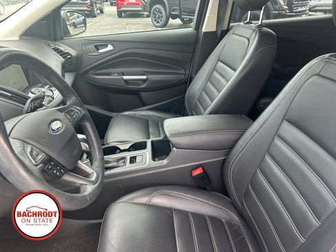Used 2018 Ford Escape Titanium AWD/4WD image 9