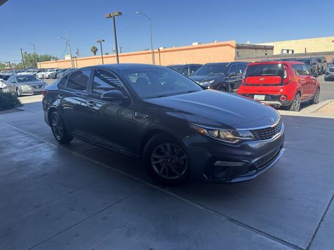 Used 2020 Kia Optima LX FWD image 5