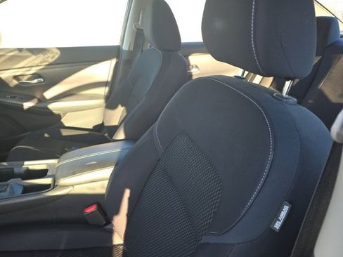 Used 2021 Nissan Sentra S image 7