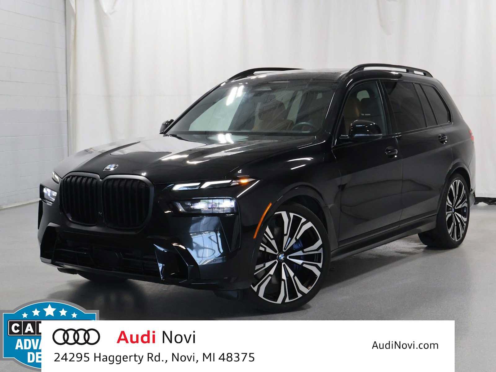 Used 2025 BMW X7 xDrive40i w/ M Sport Package AWD/4WD image 1