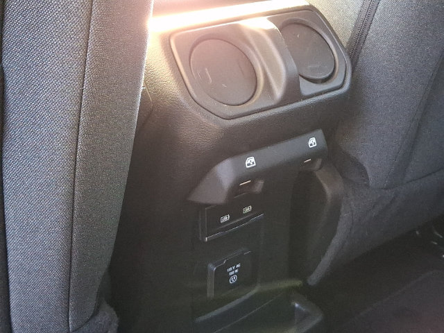 Used 2024 Jeep Wrangler Unlimited Sahara AWD/4WD image 21