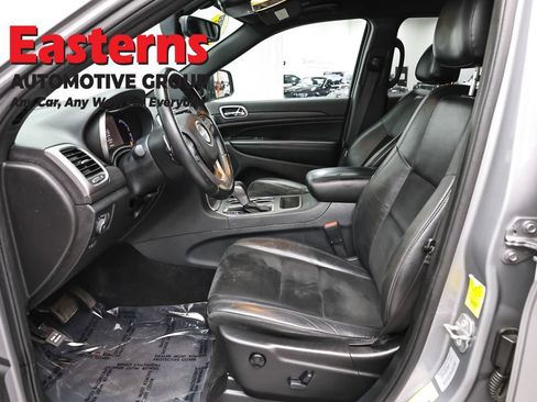 Used 2017 Jeep Grand Cherokee Altitude AWD/4WD image 14