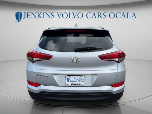 Used 2018 Hyundai Tucson SEL FWD image 4