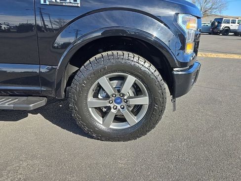 Used 2017 Ford F150 Lariat image 32