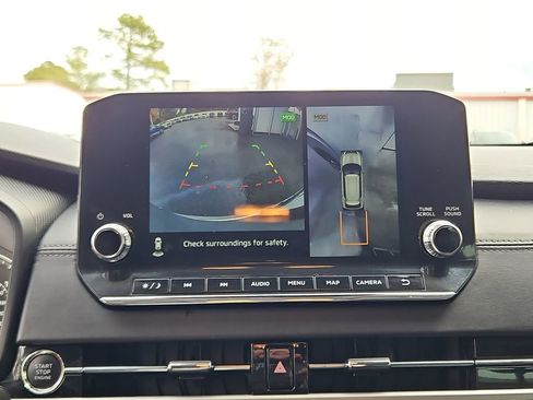 Used 2023 Mitsubishi Outlander SE image 19